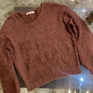 Full sleeve top
